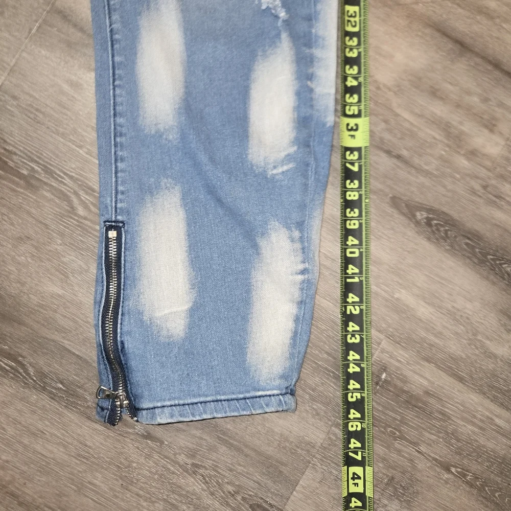 HENGAO Mens Destroyed Ripped Straight‎ Fit Jeans 1161 LIGHT BLUE SIZE 48